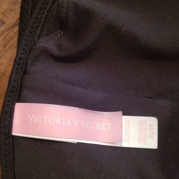 Victoria Secret Swimsuit Top - Picture 2 of 2